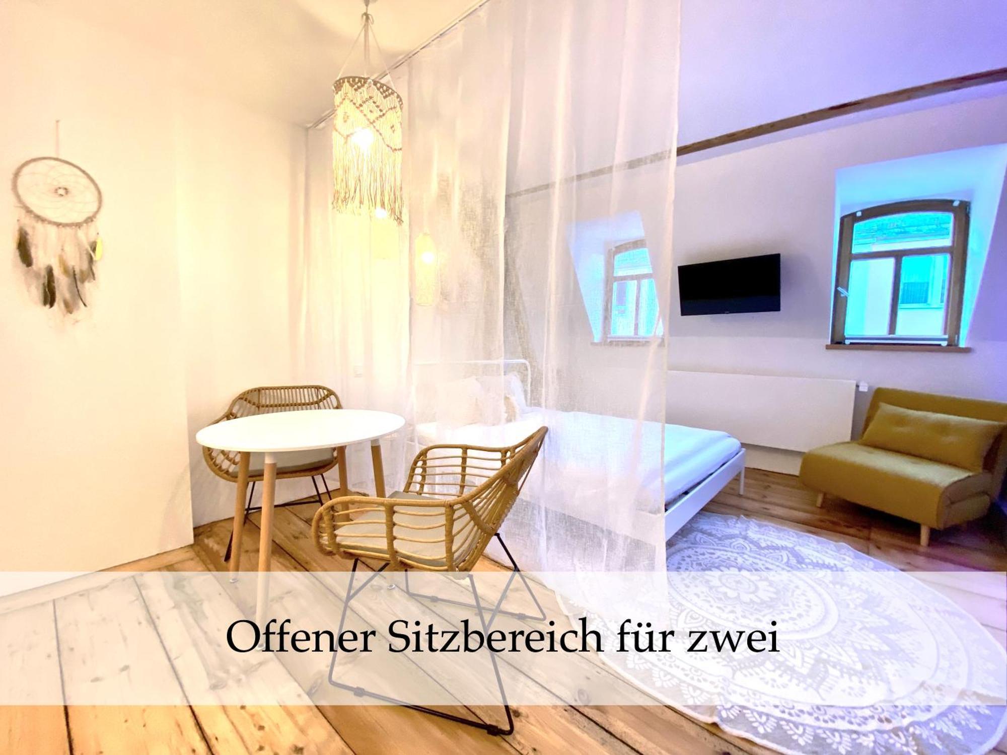 Zentrale 1-Zimmer-Ferienwohnung Mit Digitalem Check In Hof  Esterno foto